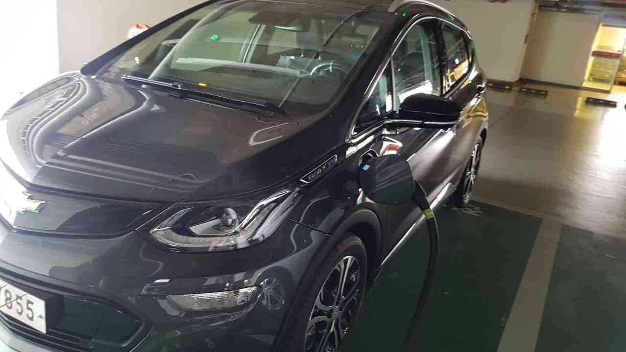쉐보레 볼트 EV 프리미어 게시글 썸네일