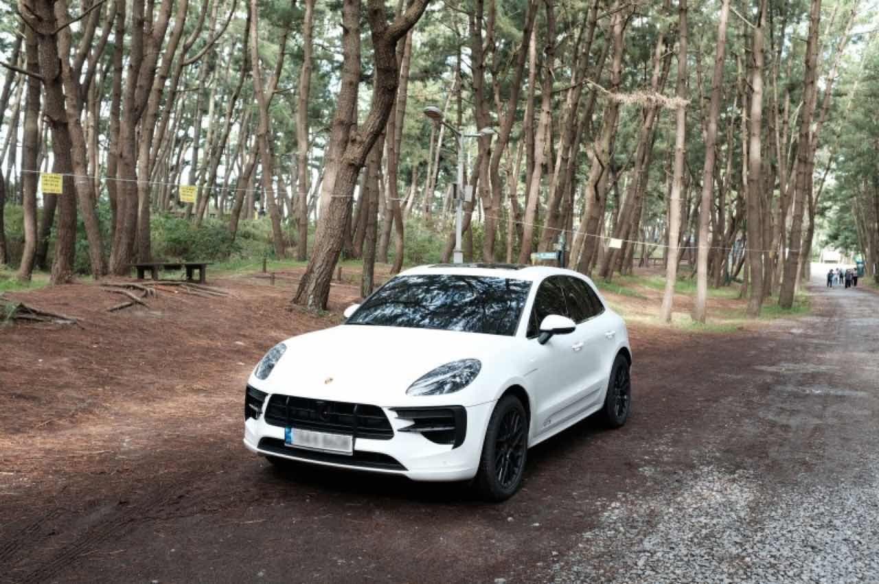 포르쉐 마칸 GTS 게시글 썸네일