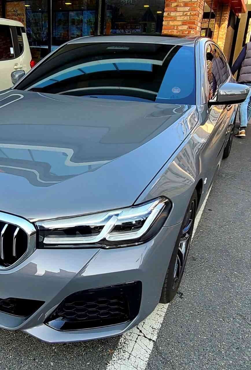 BMW 5시리즈 520i M 스포츠 패키지 게시글 썸네일