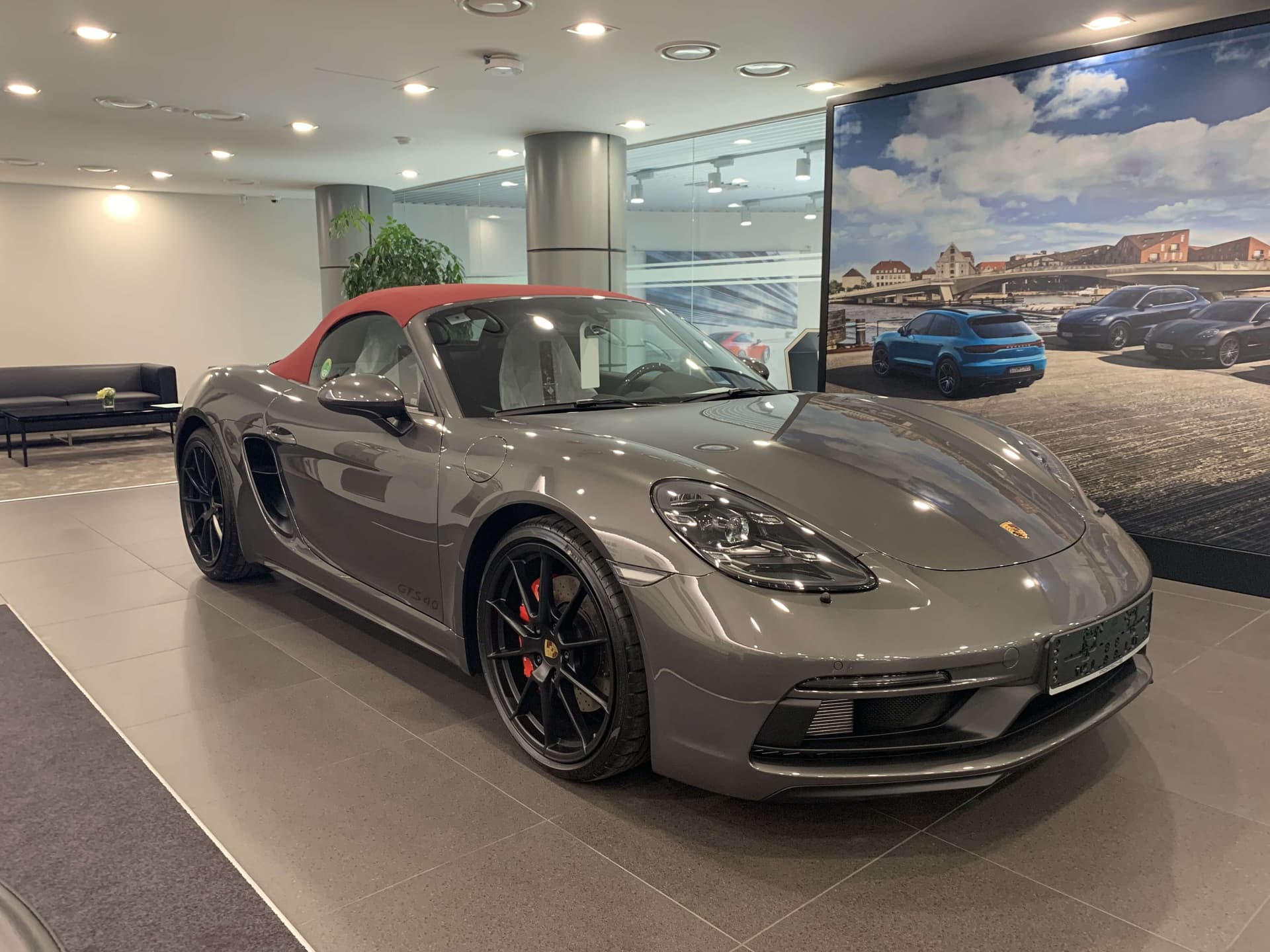 포르쉐 718 박스터 718 박스터 GTS 4.0 게시글 썸네일