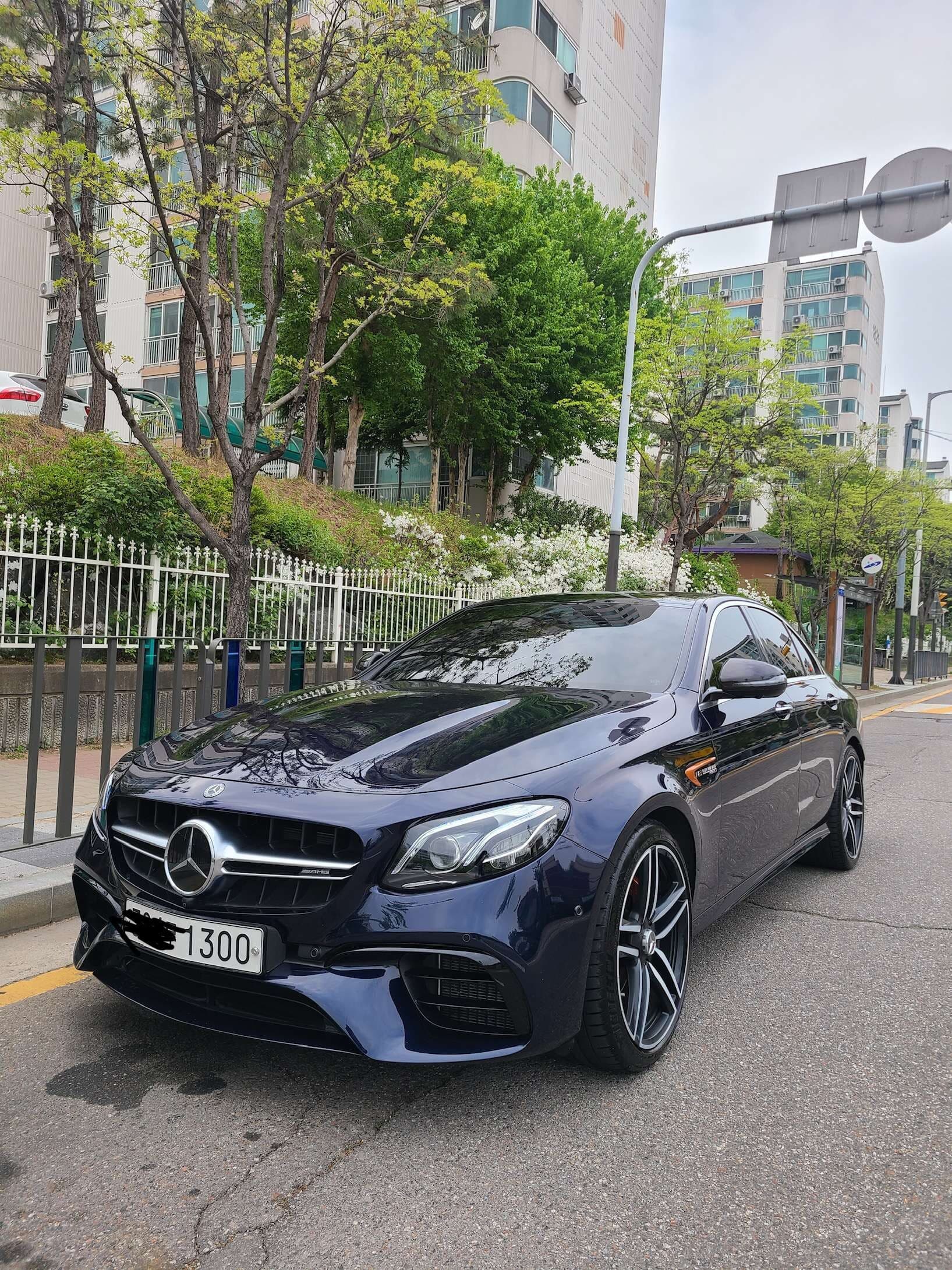 벤츠 E-클래스 E 63 AMG 4Matic+ 게시글 썸네일