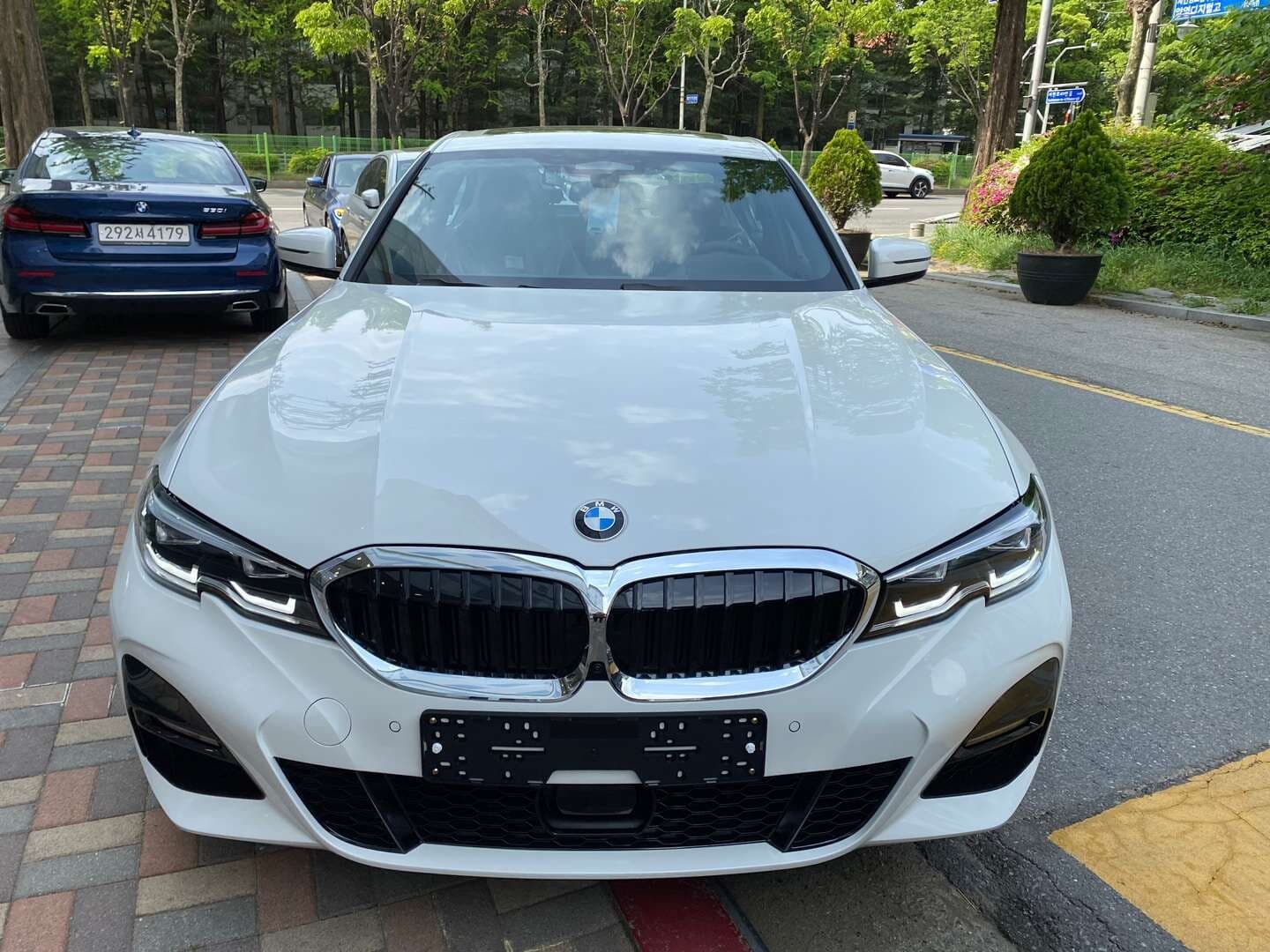 BMW 3시리즈 320i M 스포츠 게시글 썸네일