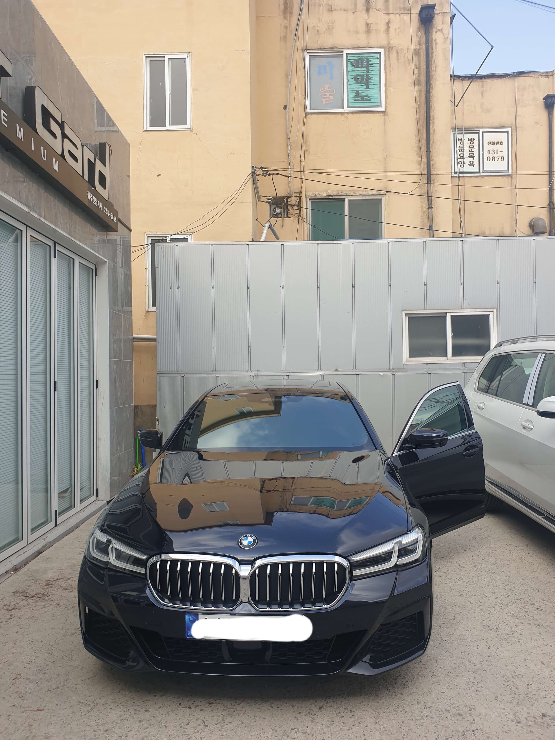 BMW 5시리즈 520i M 스포츠 패키지 게시글 썸네일