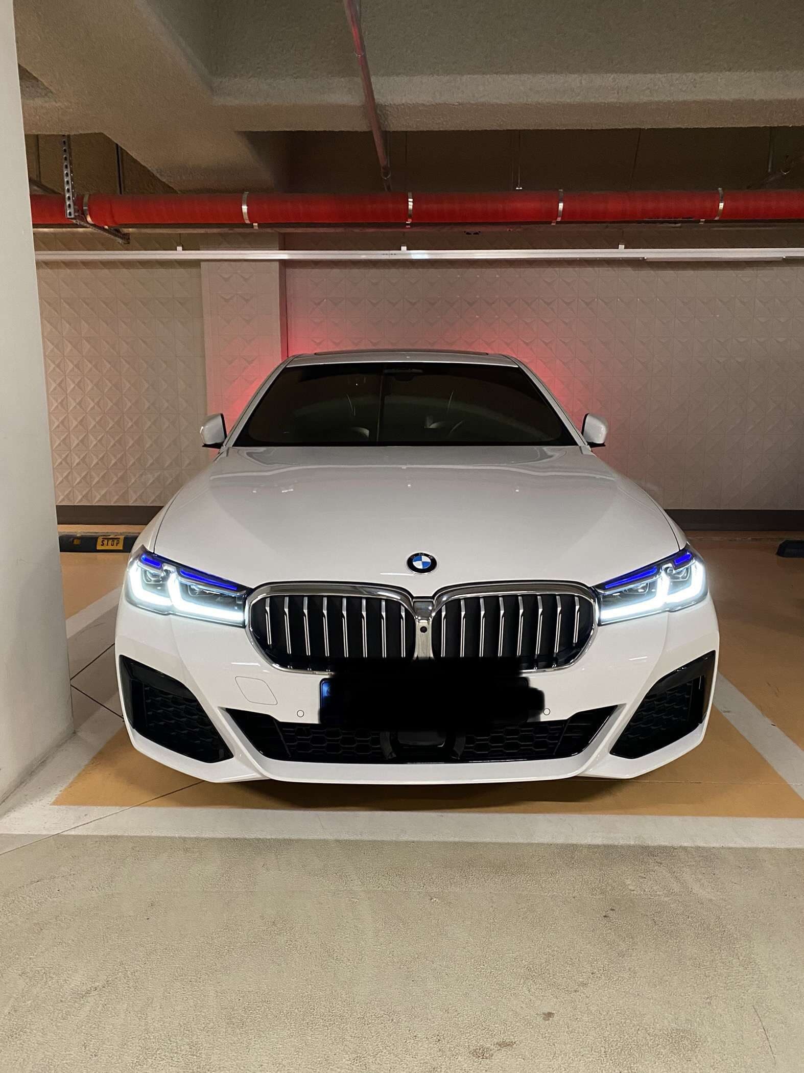 BMW 5시리즈 530e M 스포츠 패키지 OC 게시글 썸네일