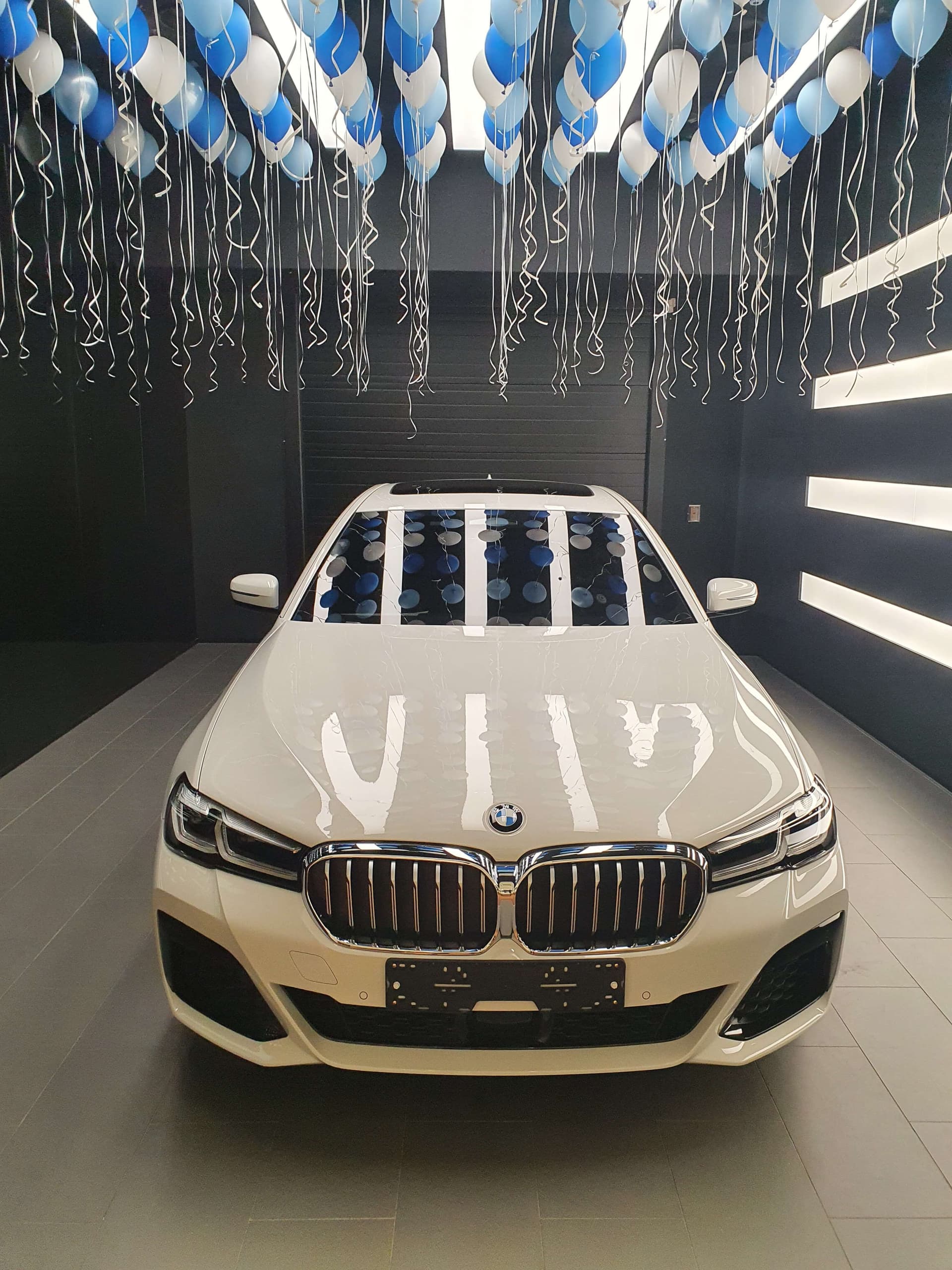 BMW 5시리즈 520i M 스포츠 패키지 게시글 썸네일