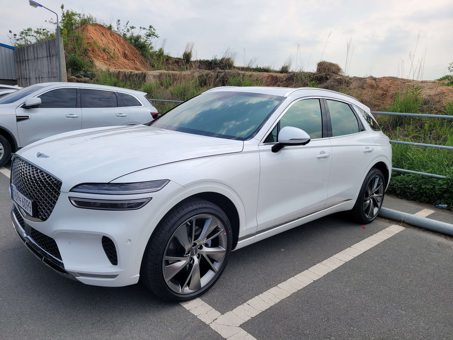 제네시스 GV70 디젤 2.2 AWD 스포츠 파퓰러II 패키지 게시글 썸네일