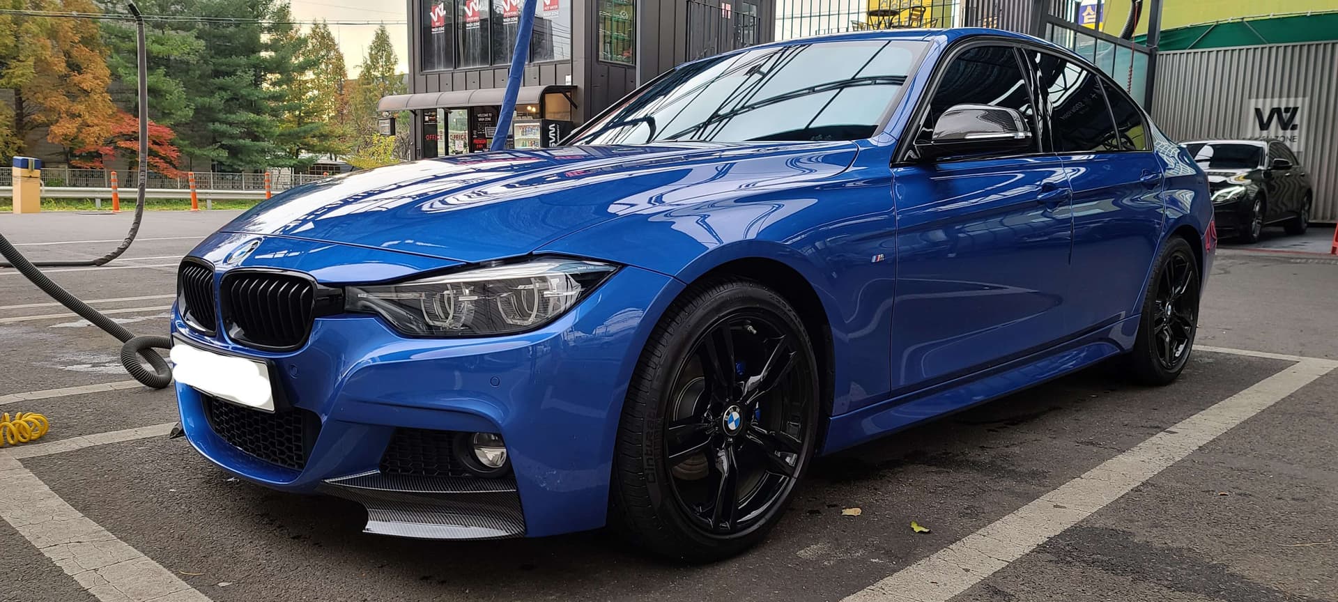 BMW 3시리즈 330i M 스포츠 쉐도우_OE 게시글 썸네일