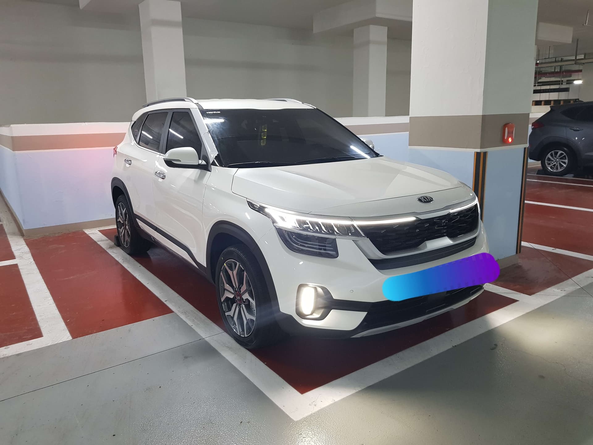 기아 셀토스 1.6 가솔린 터보 시그니처 2WD 게시글 썸네일