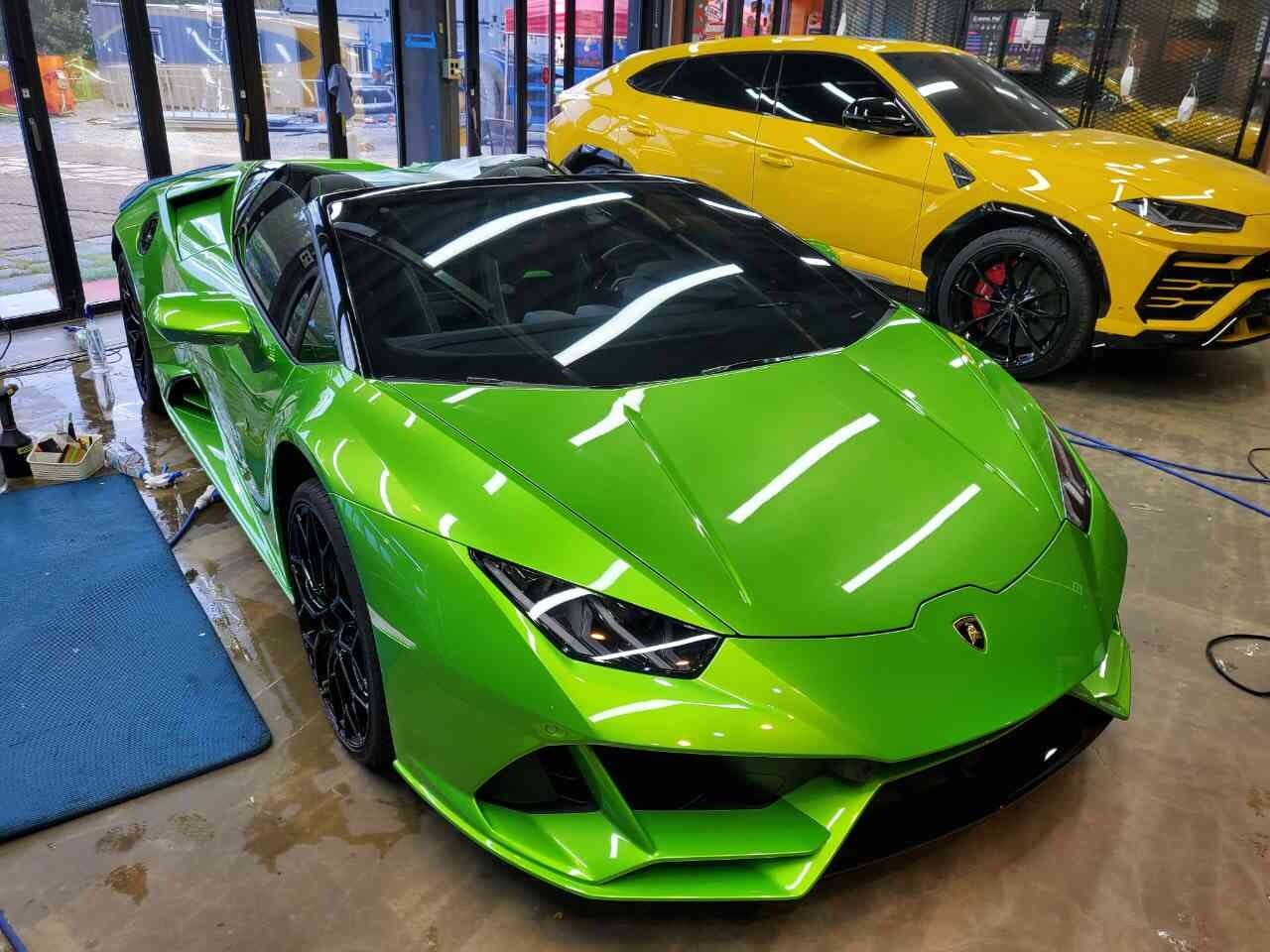 람보르기니 우라칸 EVO 스파이더 게시글 썸네일