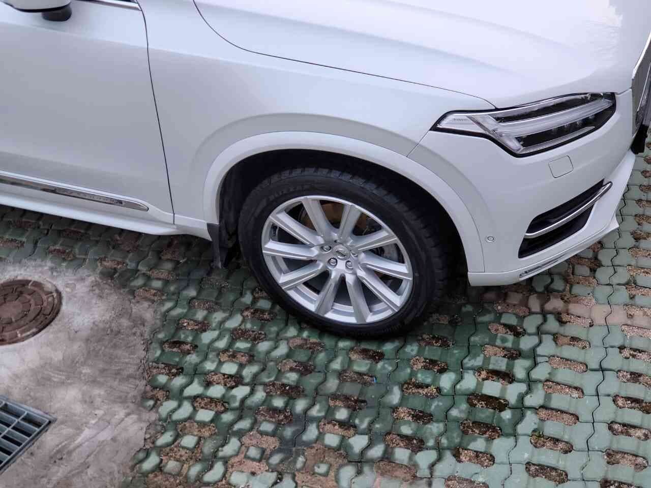 볼보 XC90 T6 AWD 인스크립션 게시글 썸네일