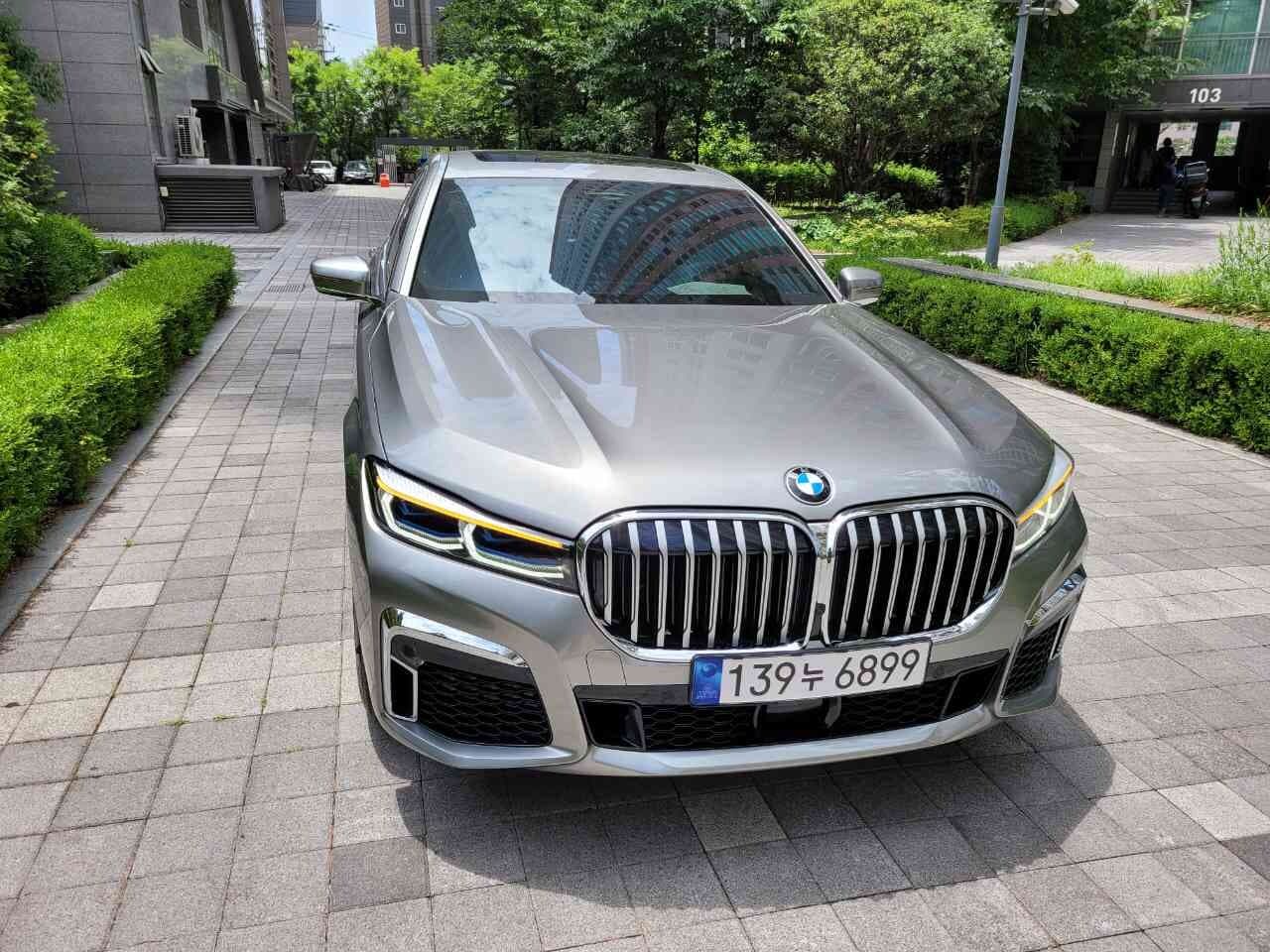 BMW 7시리즈 740Li xDrive M 스포츠 패키지 P2 게시글 썸네일