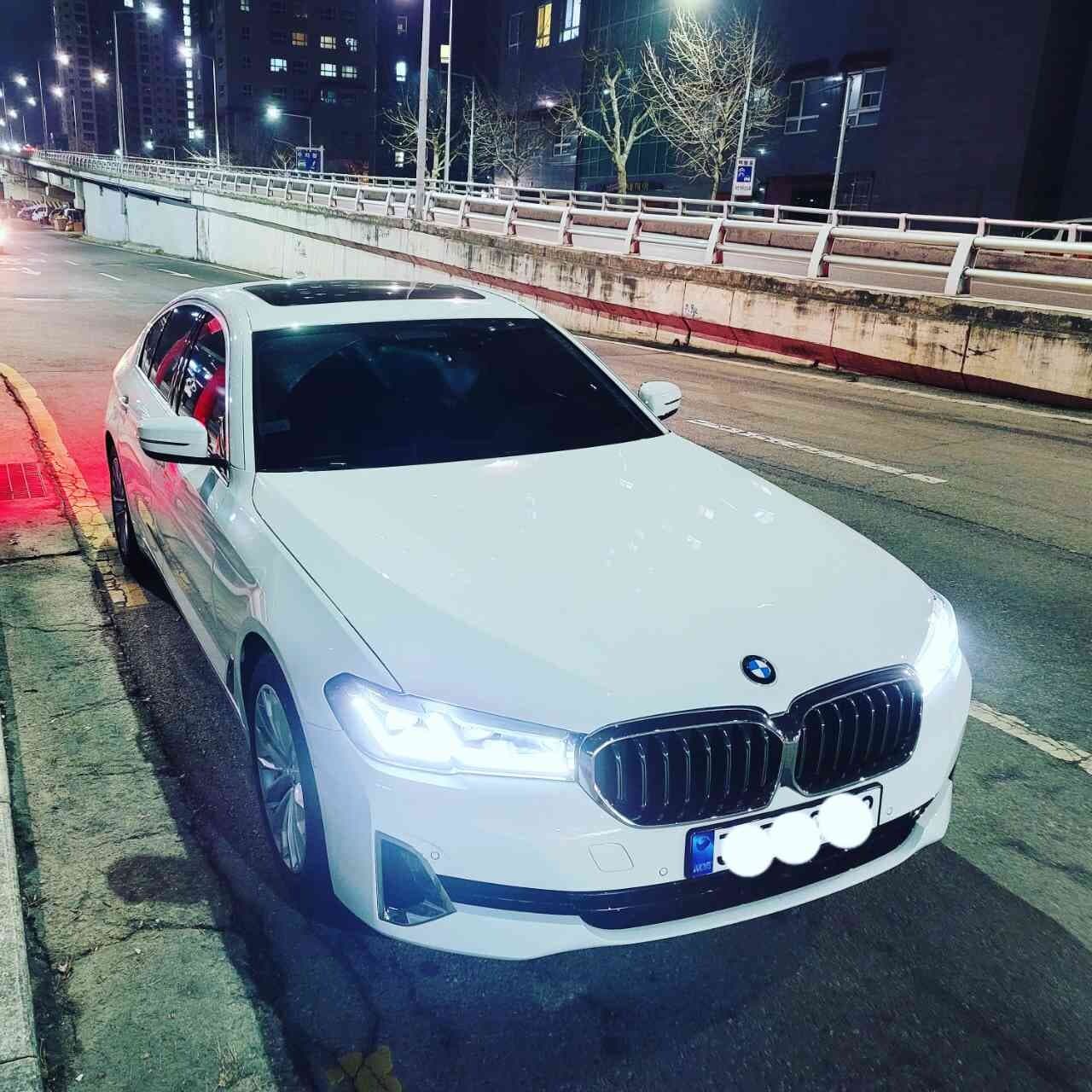 BMW 5시리즈 530i 럭셔리 게시글 썸네일
