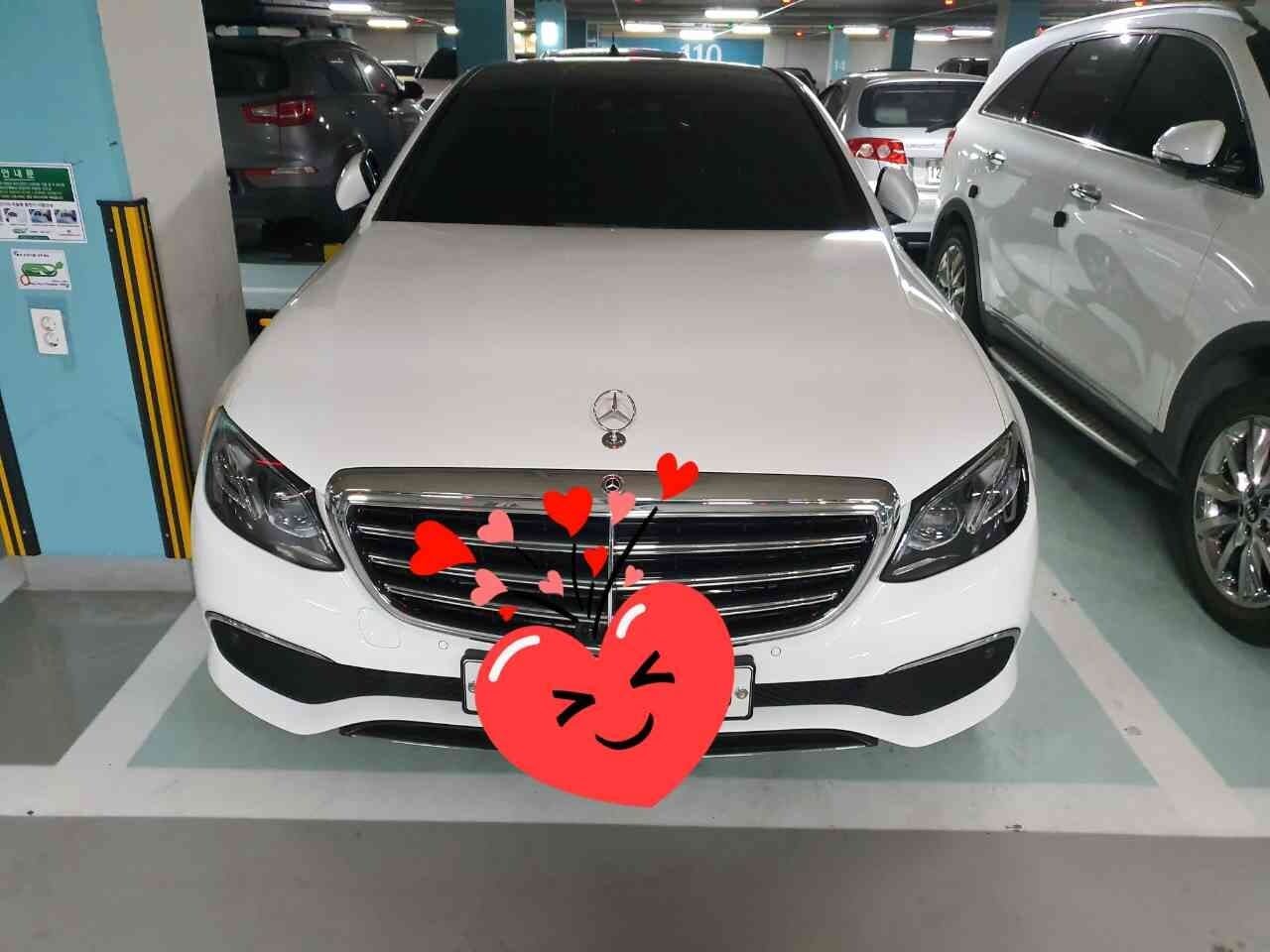 벤츠 E-클래스 E 300e 익스클루시브 게시글 썸네일