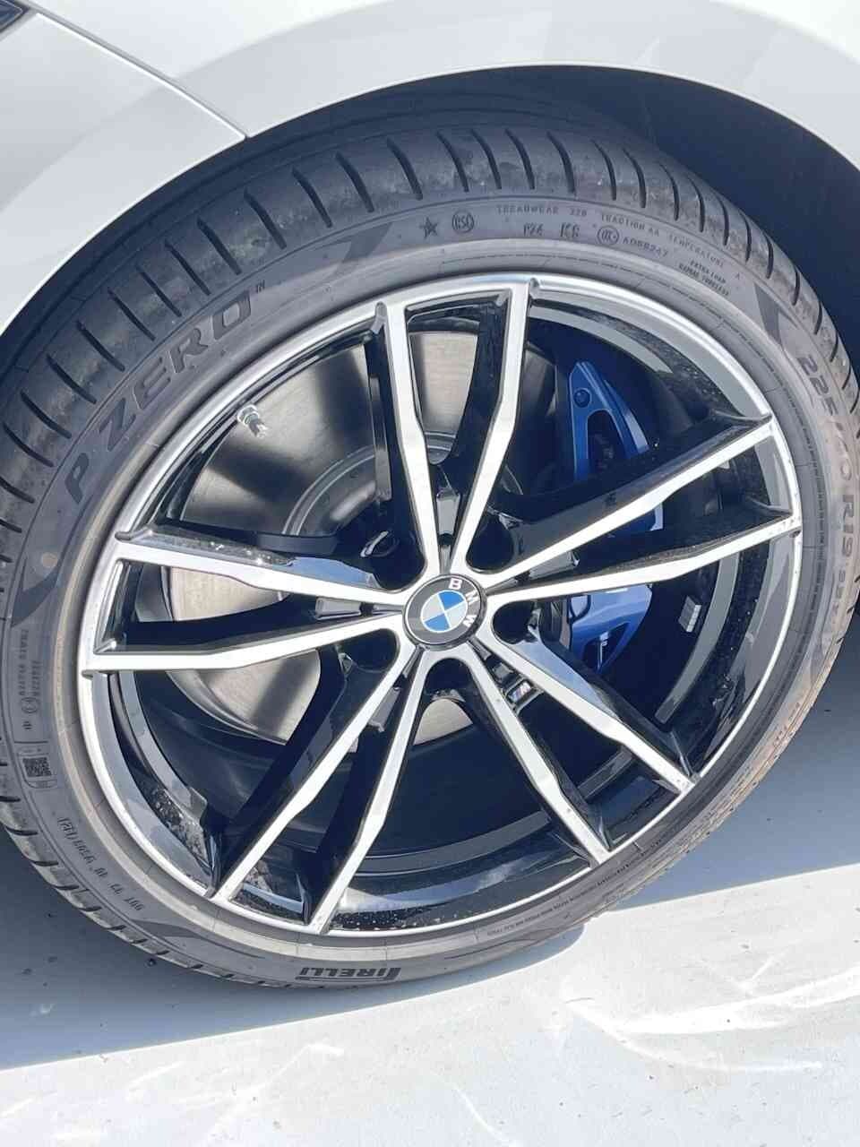 BMW 3시리즈 330e M 스포츠 P2-1 게시글 썸네일