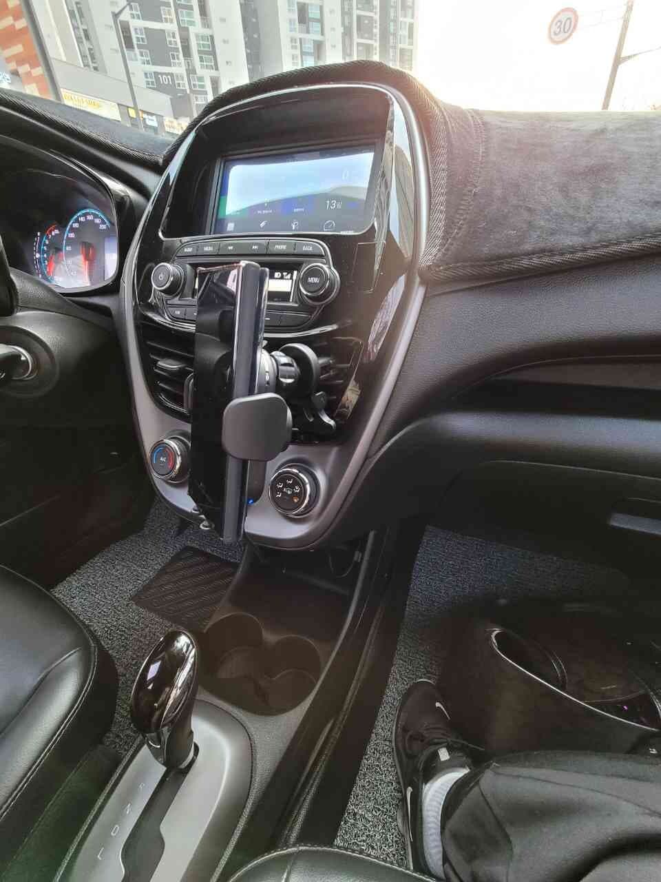 쉐보레 스파크 1.0L LT M/T 게시글 썸네일