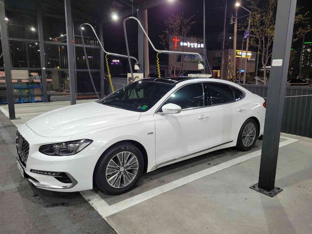 현대 그랜저 하이브리드 익스클루시브 스페셜 게시글 썸네일