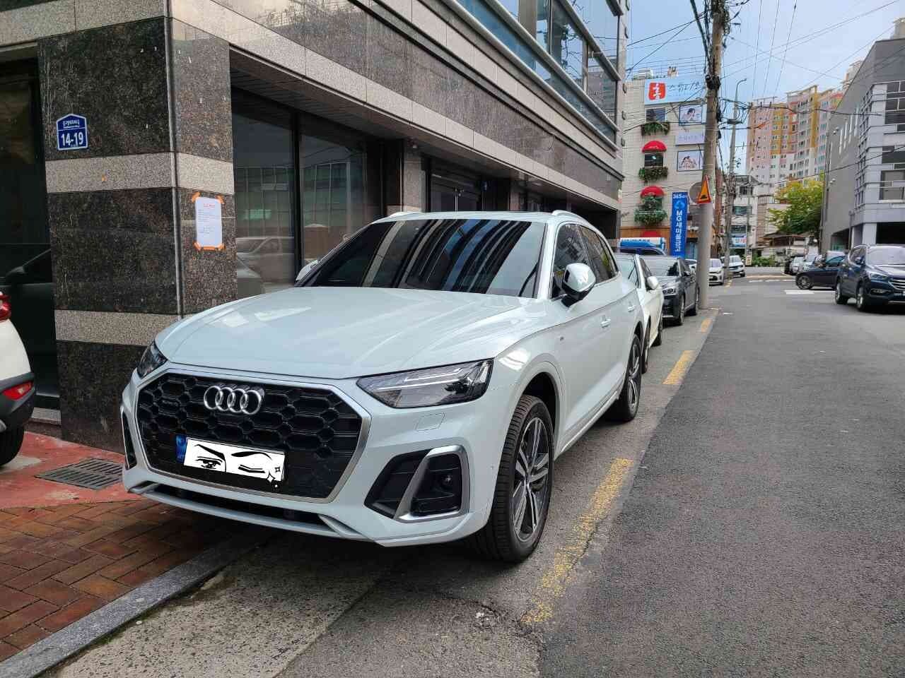 아우디 Q5 45 TFSI 콰트로 프리미엄 게시글 썸네일