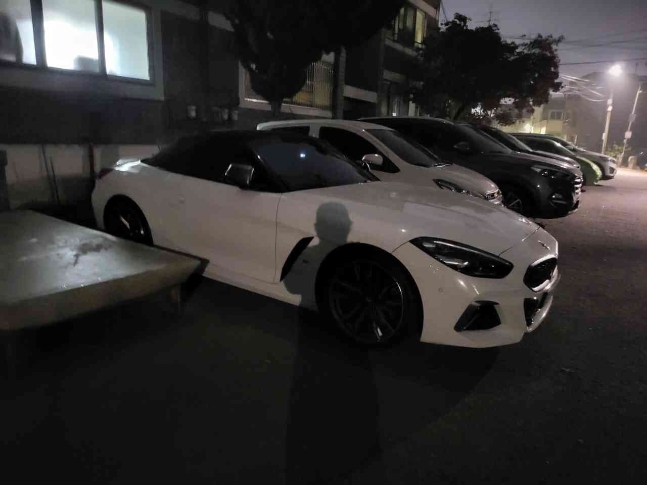 BMW Z4 M40i 게시글 썸네일