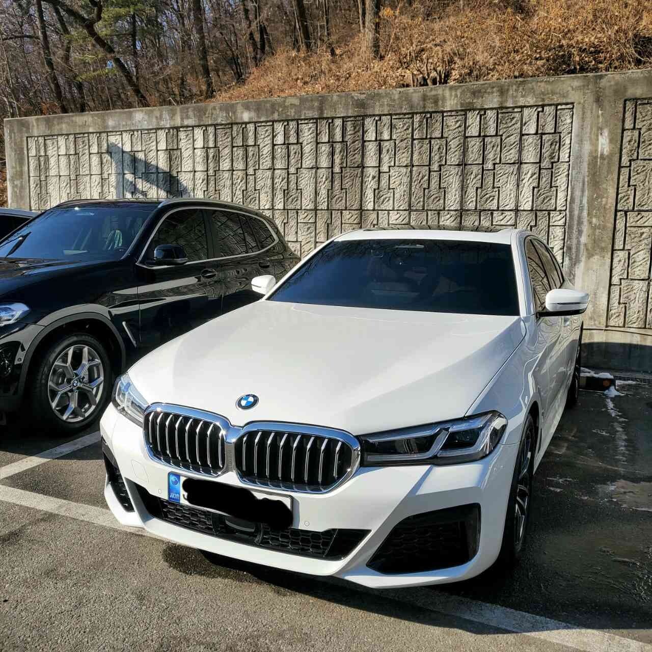 BMW 5시리즈 520i M 스포츠 패키지 게시글 썸네일