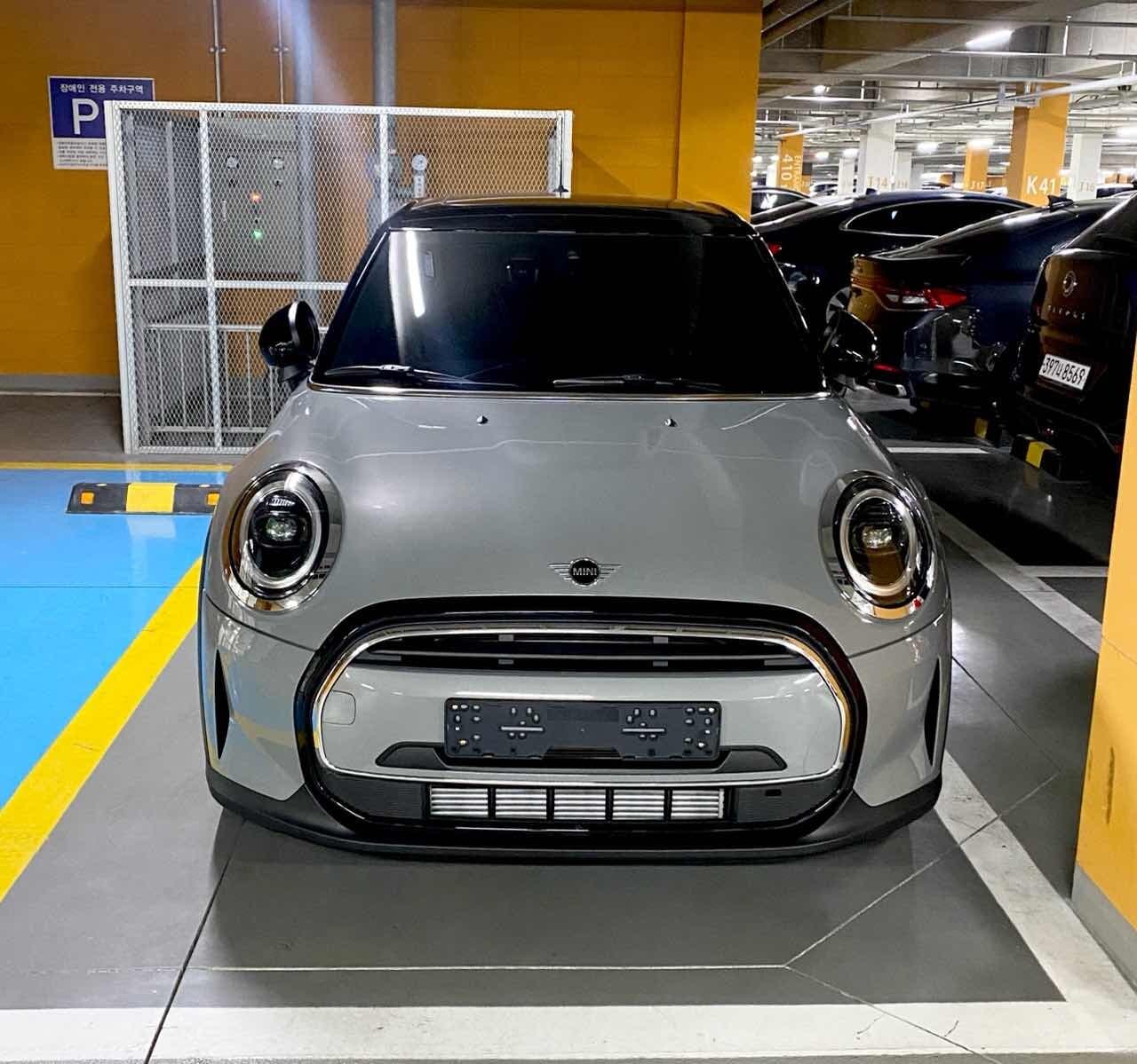 미니 미니 (5도어) 쿠퍼 클래식 플러스 런치팩 게시글 썸네일