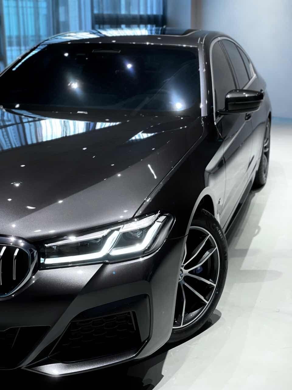 BMW 5시리즈 520i M 스포츠 패키지 게시글 썸네일