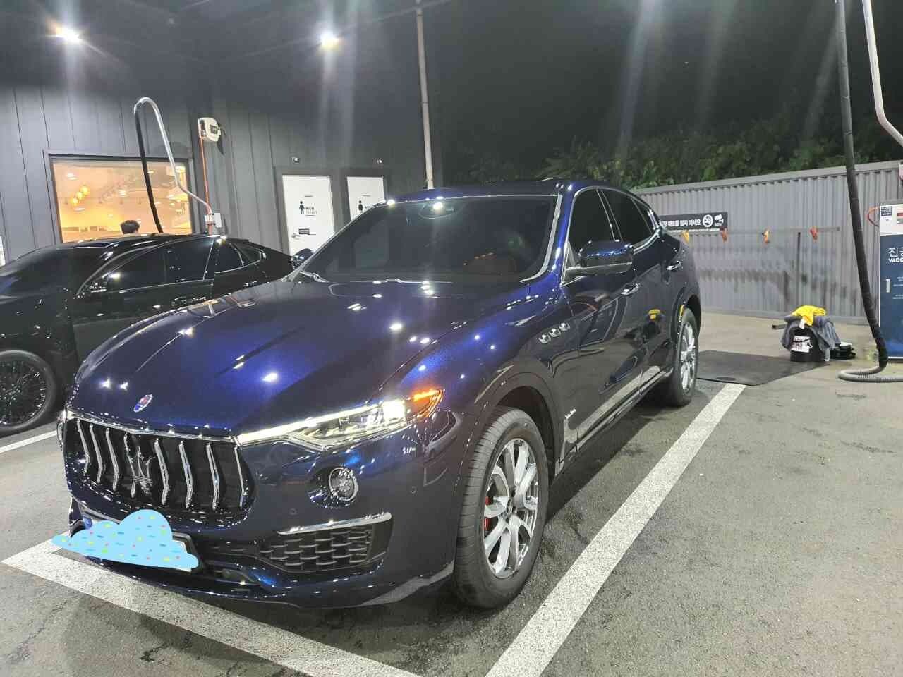 마세라티 르반떼 350 그란루소 게시글 썸네일