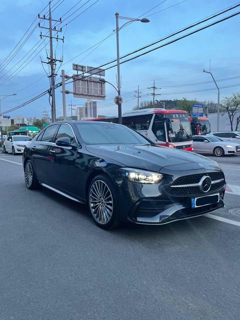 벤츠 C-클래스 C 300 AMG 라인 게시글 썸네일