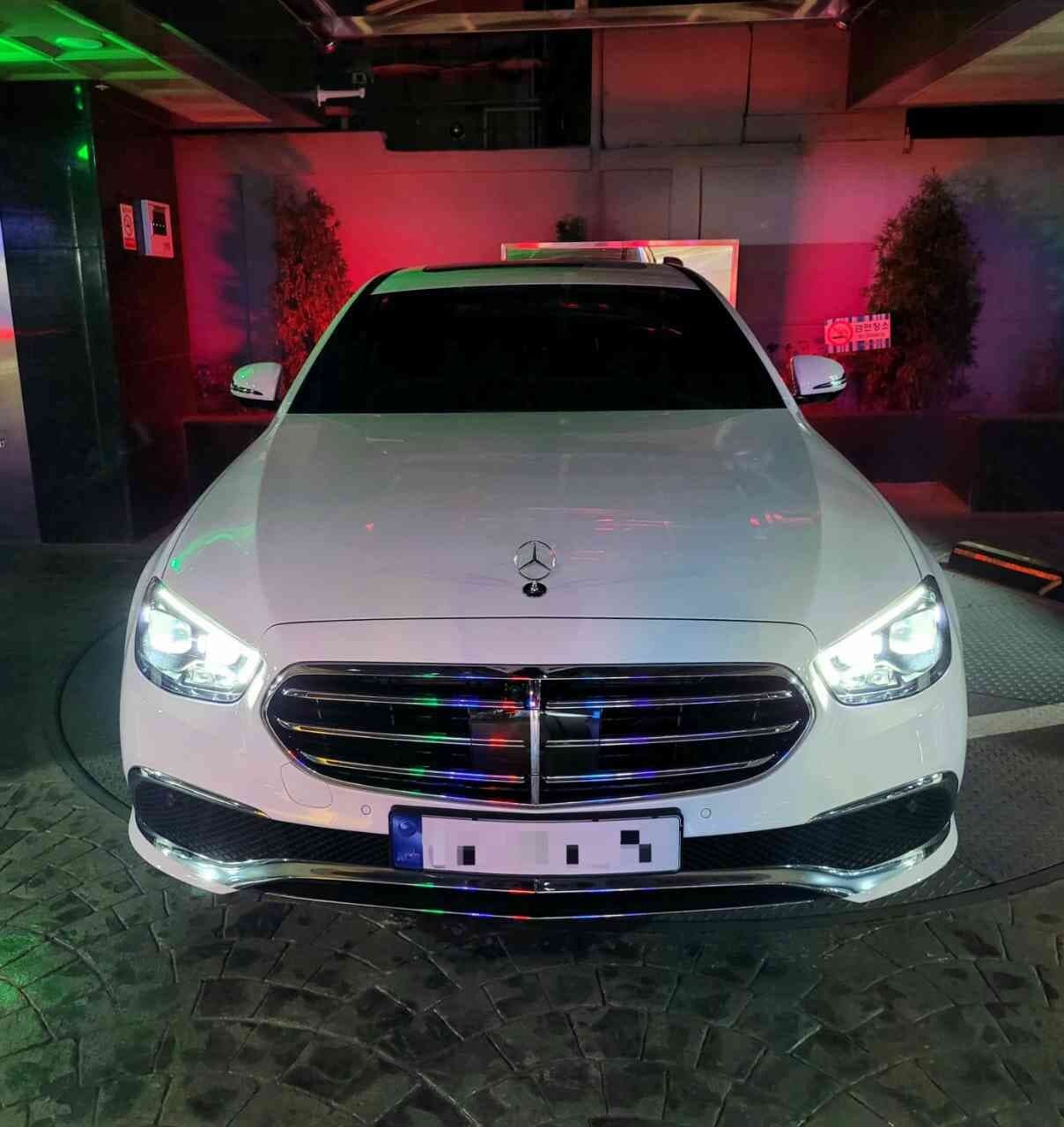 벤츠 E-클래스 E 250 익스클루시브 게시글 썸네일