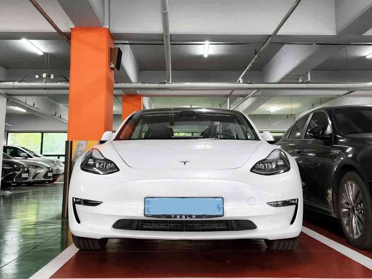 테슬라 모델 3 롱레인지 게시글 썸네일