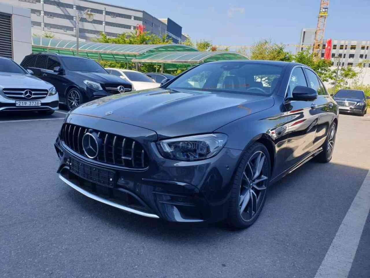 벤츠 E-클래스 AMG E 53 4MATIC + 게시글 썸네일