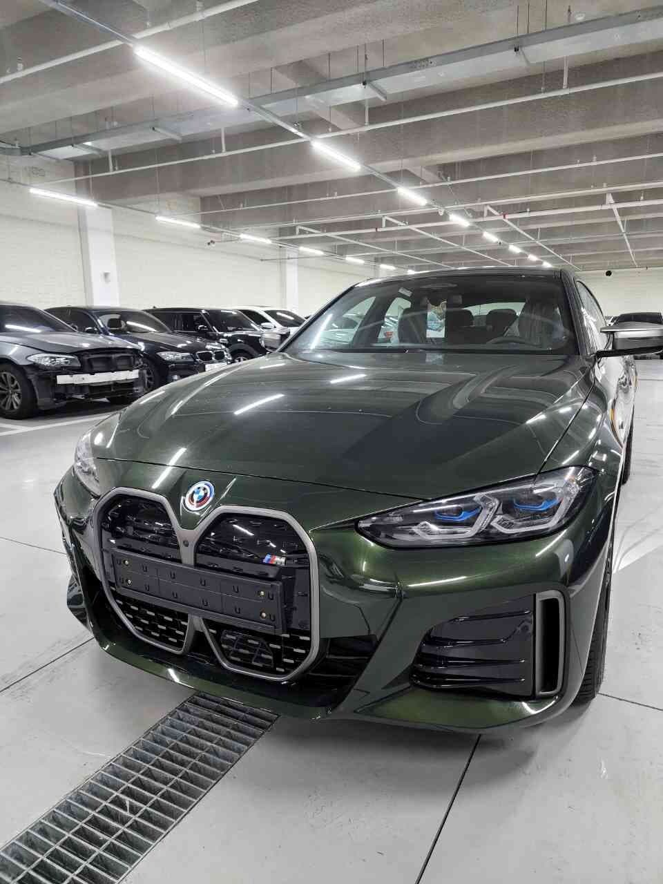 BMW i4 M50 그란쿠페 게시글 썸네일