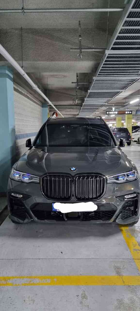 BMW X7 40i xDrive M 스포츠 패키지 OS-1 게시글 썸네일