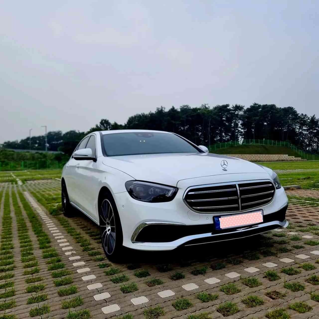 벤츠 E-클래스 E 250 익스클루시브 게시글 썸네일