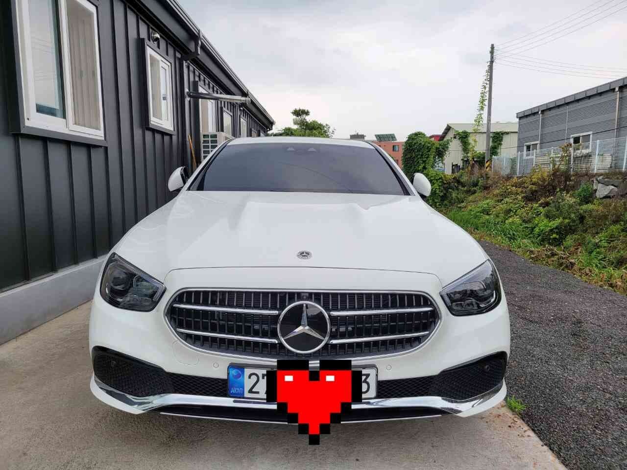 벤츠 E-클래스 E 350 4MATIC 아방가르드 게시글 썸네일