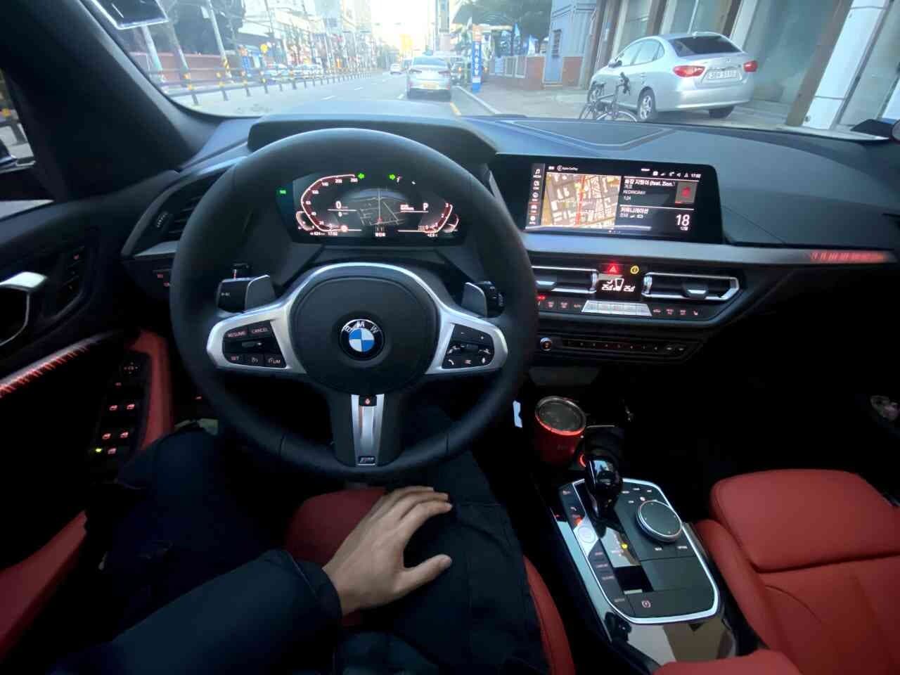 BMW 1시리즈 120i M 스포츠 게시글 썸네일