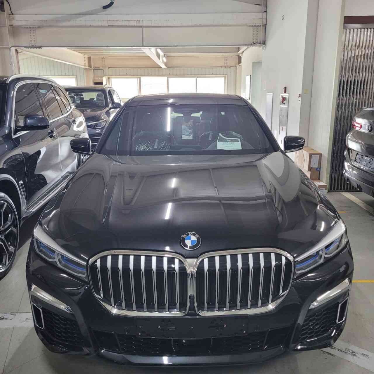 BMW 7시리즈 730Ld xDrive M 스포츠 패키지 P0-1 게시글 썸네일