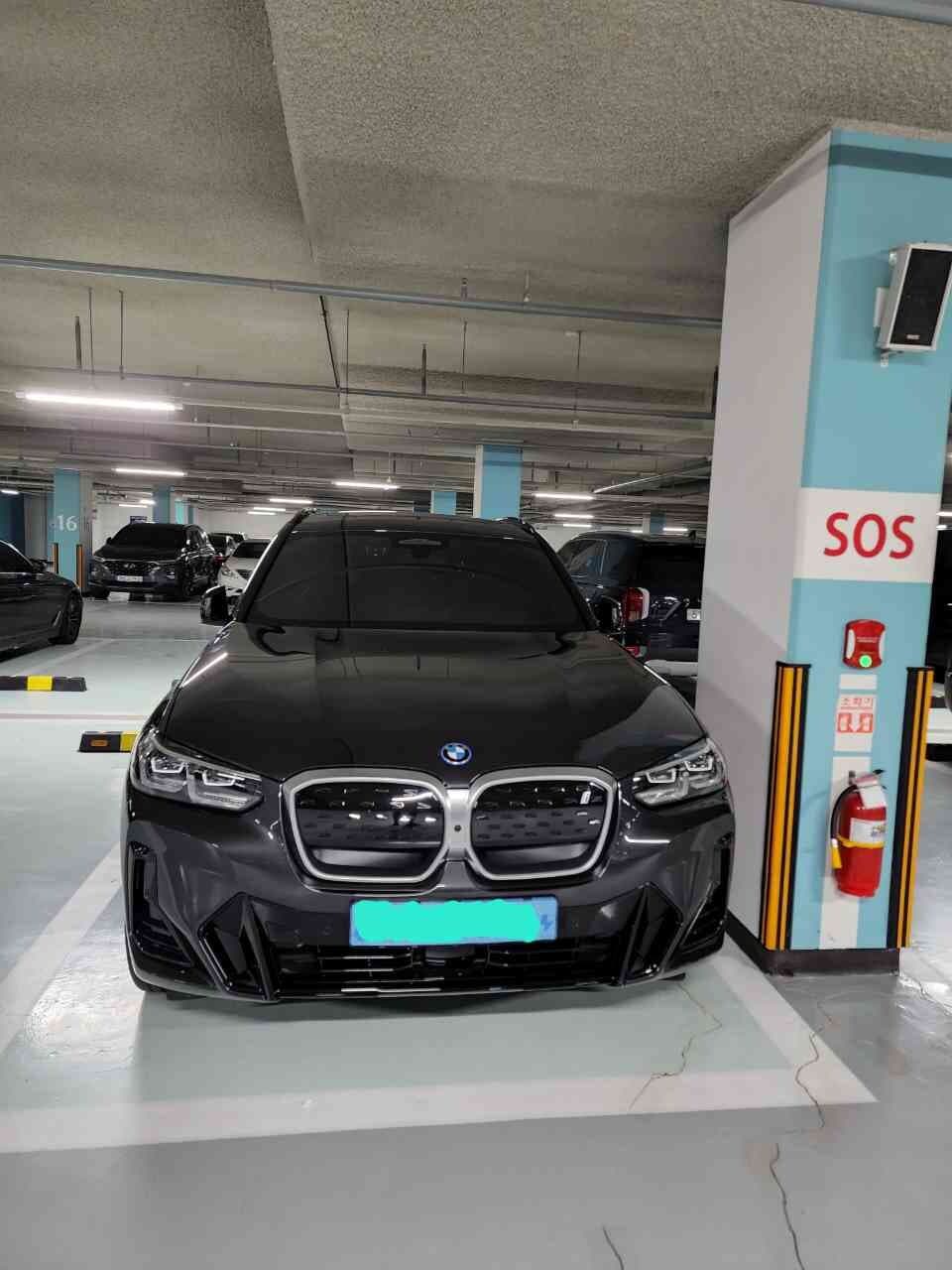 BMW iX3 M 스포츠 P2 게시글 썸네일