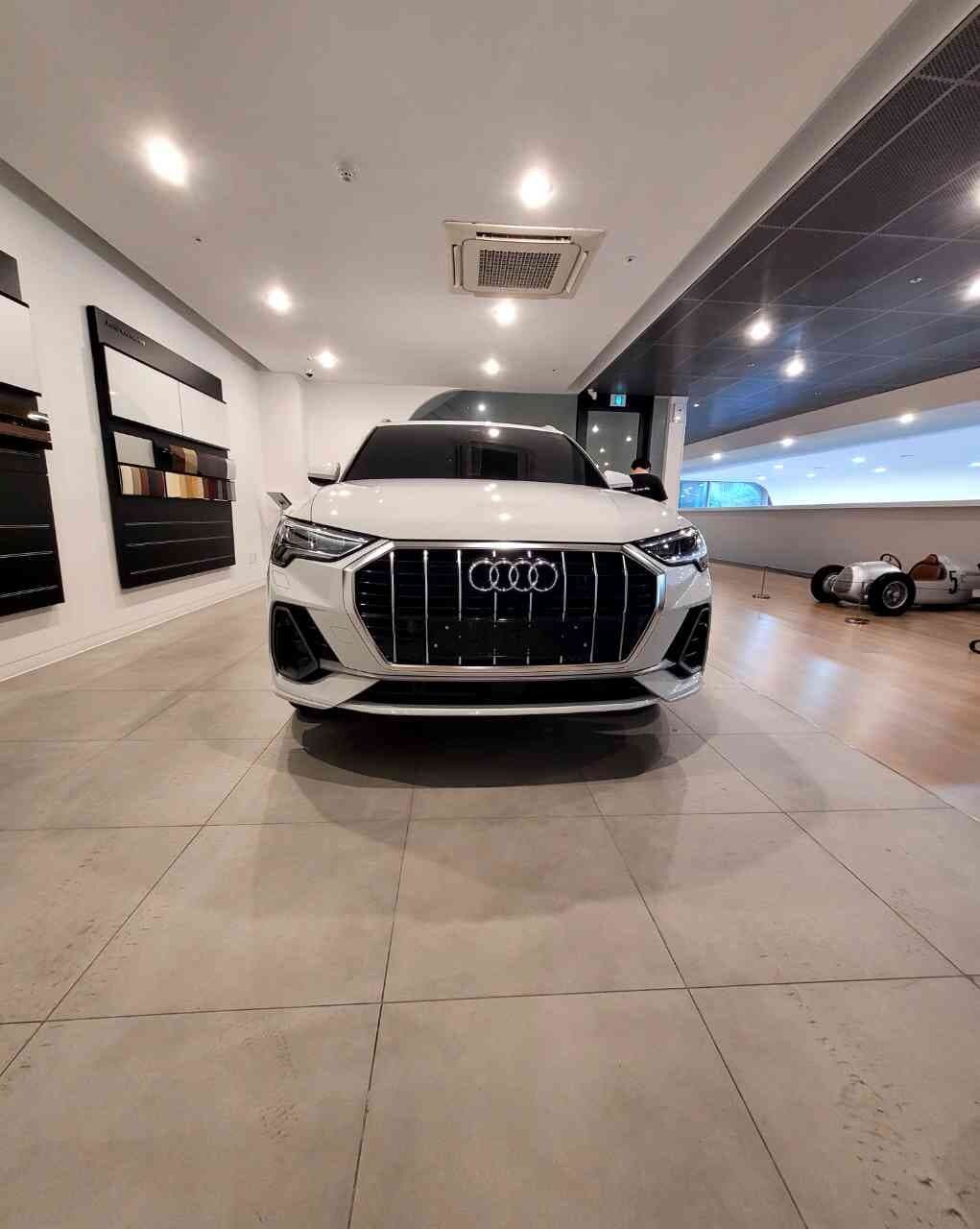 아우디 Q3 35 TDI 프리미엄 게시글 썸네일