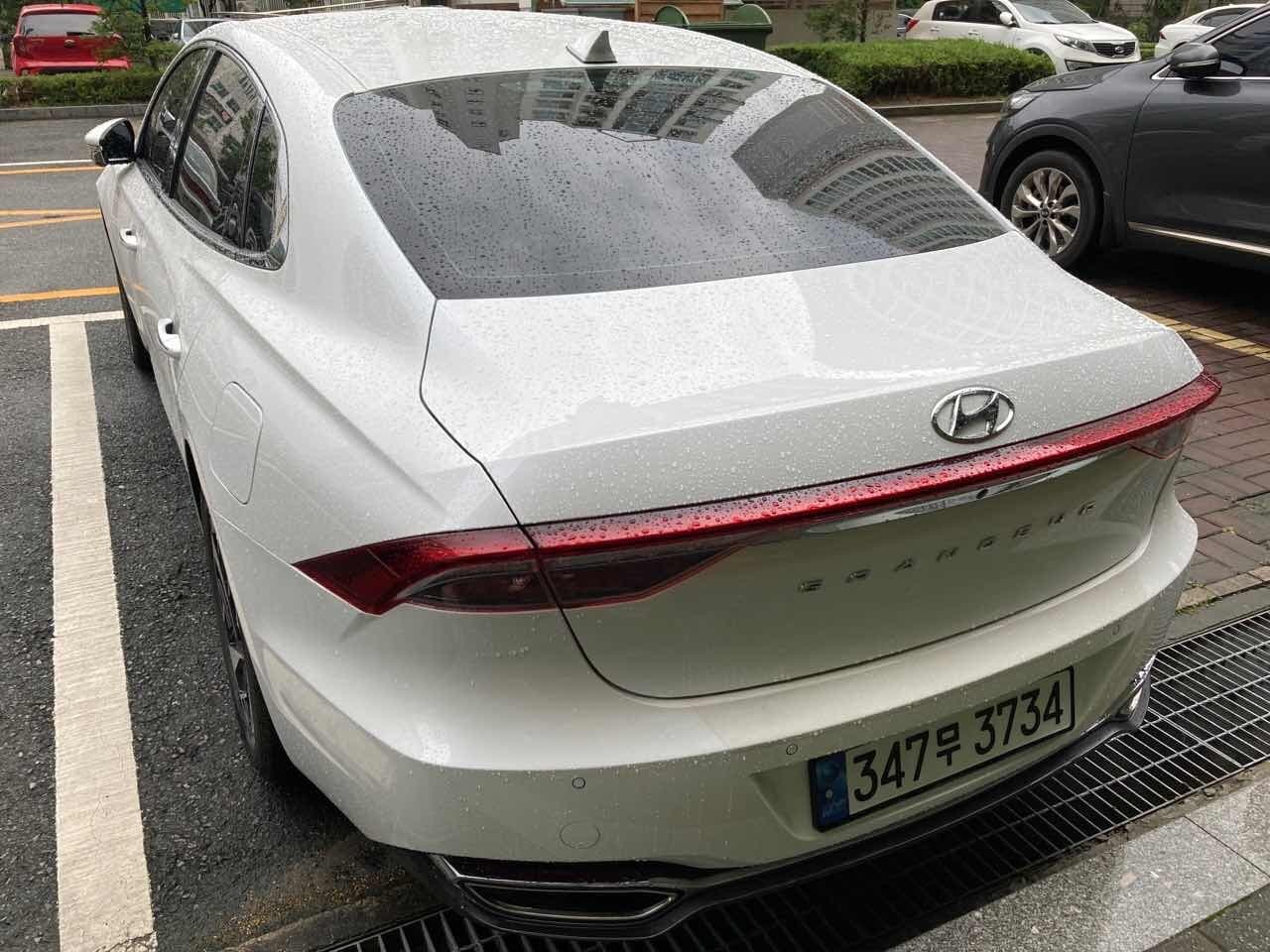 현대 그랜저 하이브리드 익스클루시브 게시글 썸네일