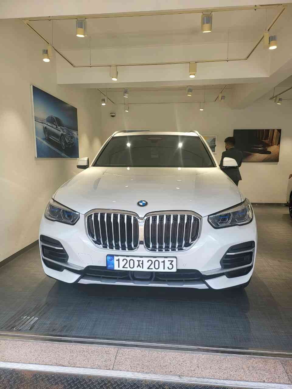 BMW X5 xDrive 40i xLine 7인승 P2 게시글 썸네일