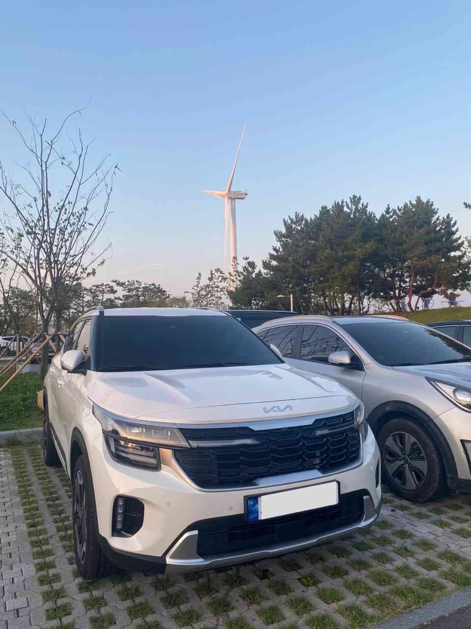 기아 셀토스 1.6 가솔린 터보 시그니처 게시글 썸네일