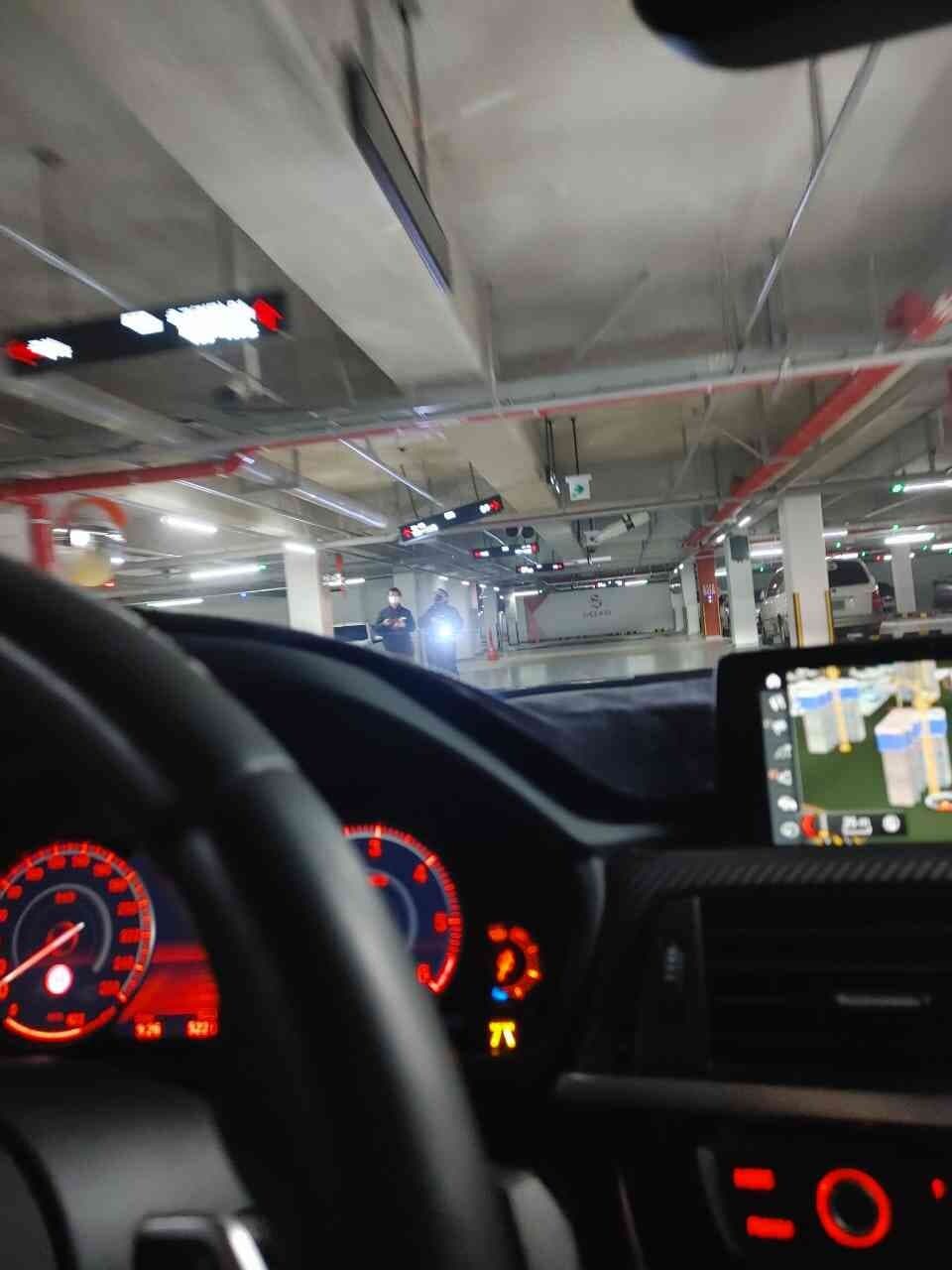 BMW 3시리즈 320d M 스포츠 OE 게시글 썸네일