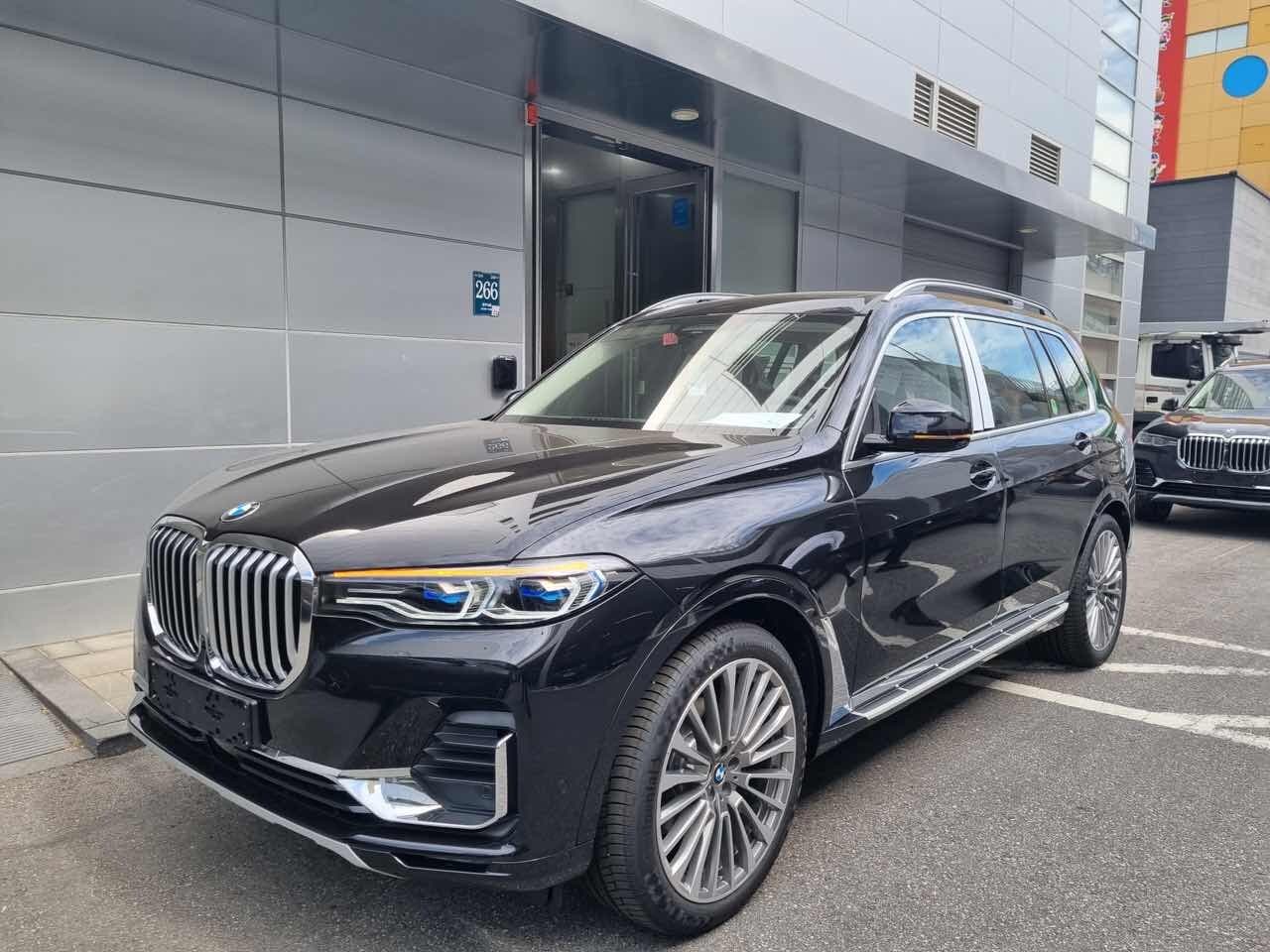 BMW X7 40i xDrive 디자인 퓨어 엑셀런스 7인승 게시글 썸네일