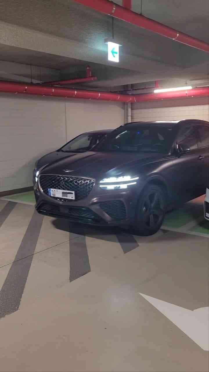 제네시스 GV70 가솔린 2.5 터보 AWD 스포츠 파퓰러II 패키지 게시글 썸네일