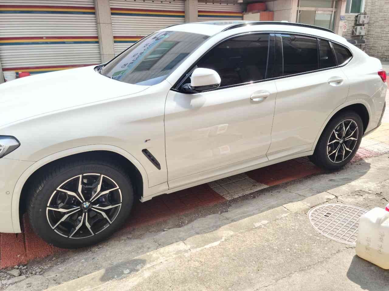 BMW X4 20i xDrive M 스포츠 게시글 썸네일