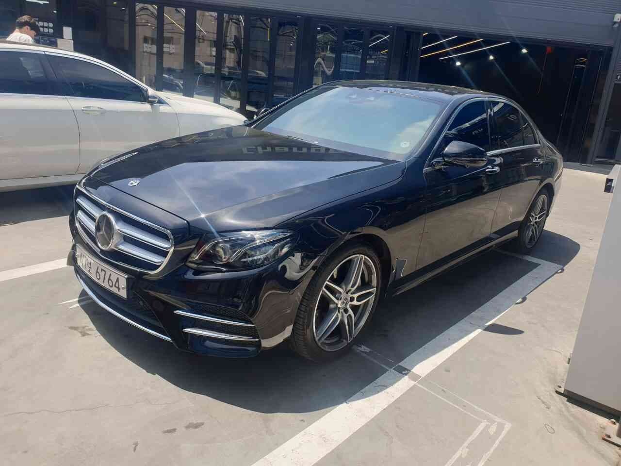 벤츠 E-클래스 E300 AMG 라인 게시글 썸네일