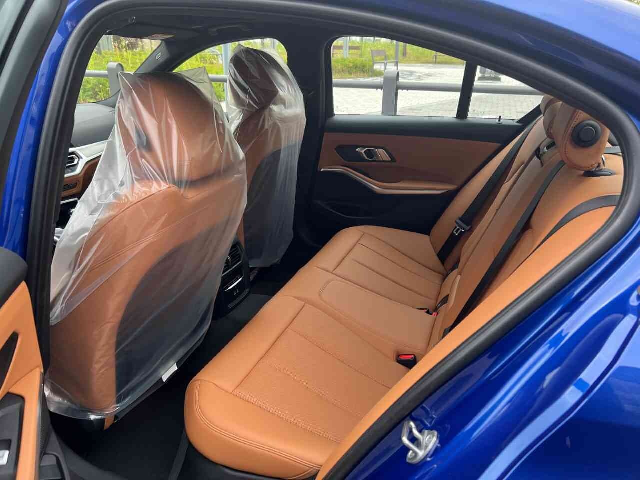 BMW 3시리즈 320i M 스포츠 게시글 썸네일