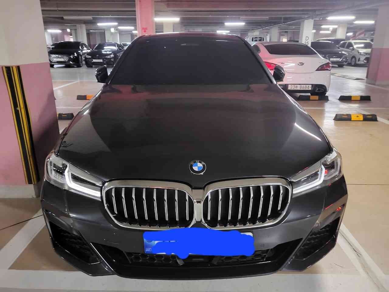 BMW 5시리즈 520i M 스포츠 패키지 P2-2 게시글 썸네일