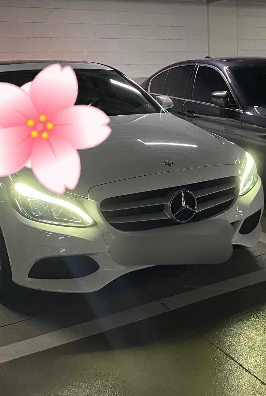 벤츠 C-클래스 C 200 게시글 썸네일