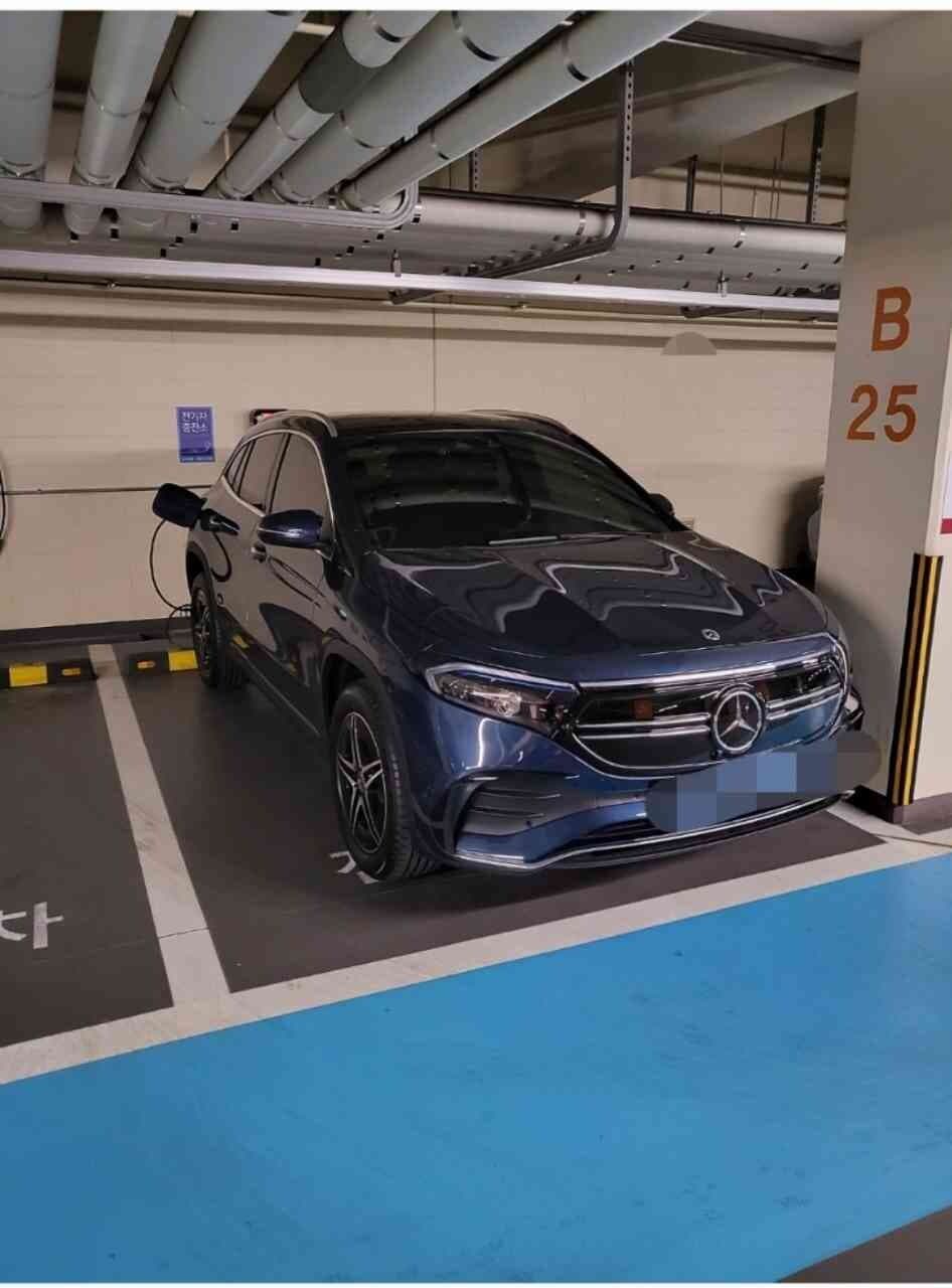 벤츠 EQA EQA 250 AMG 패키지 게시글 썸네일